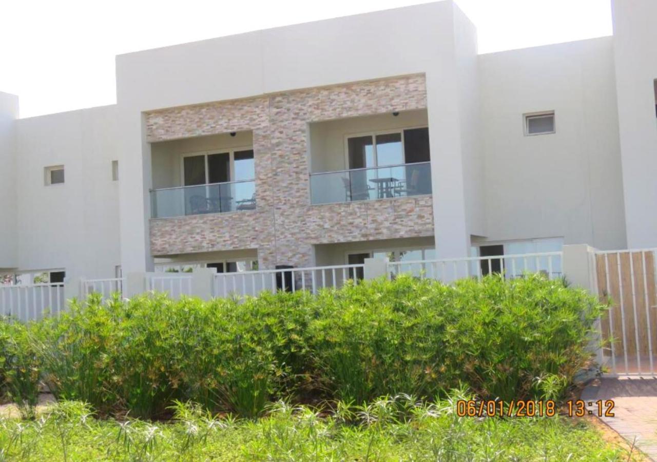 Holiday Home 3 Bedroom Seaview Ras al-Khaimah Exterior foto